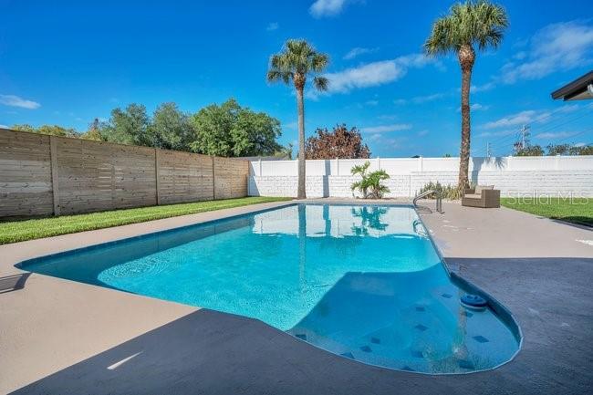 MAITLAND ISLE - Residential