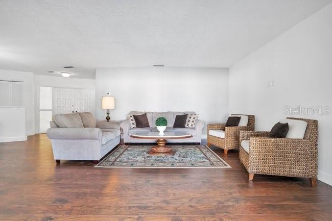 MAITLAND ISLE - Residential