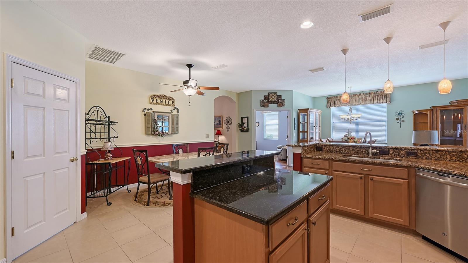 VENTURA VILLAGE - Residential