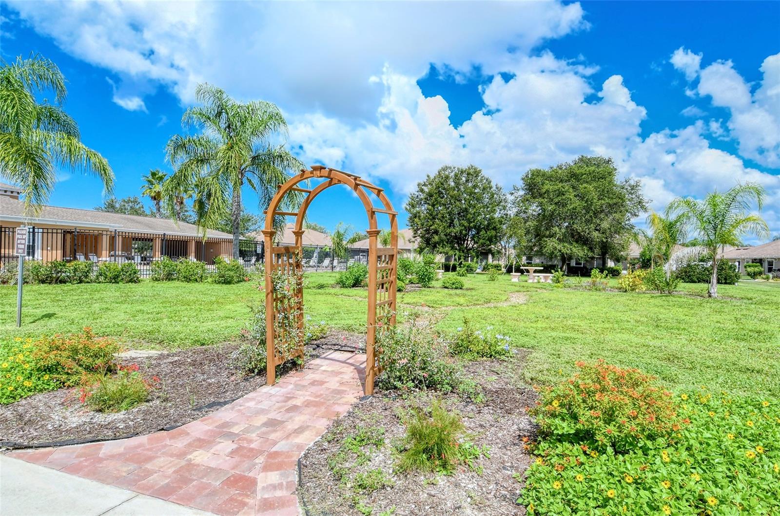 VENTURA VILLAGE - Residential