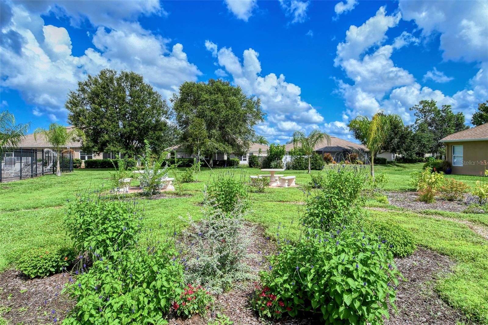 VENTURA VILLAGE - Residential