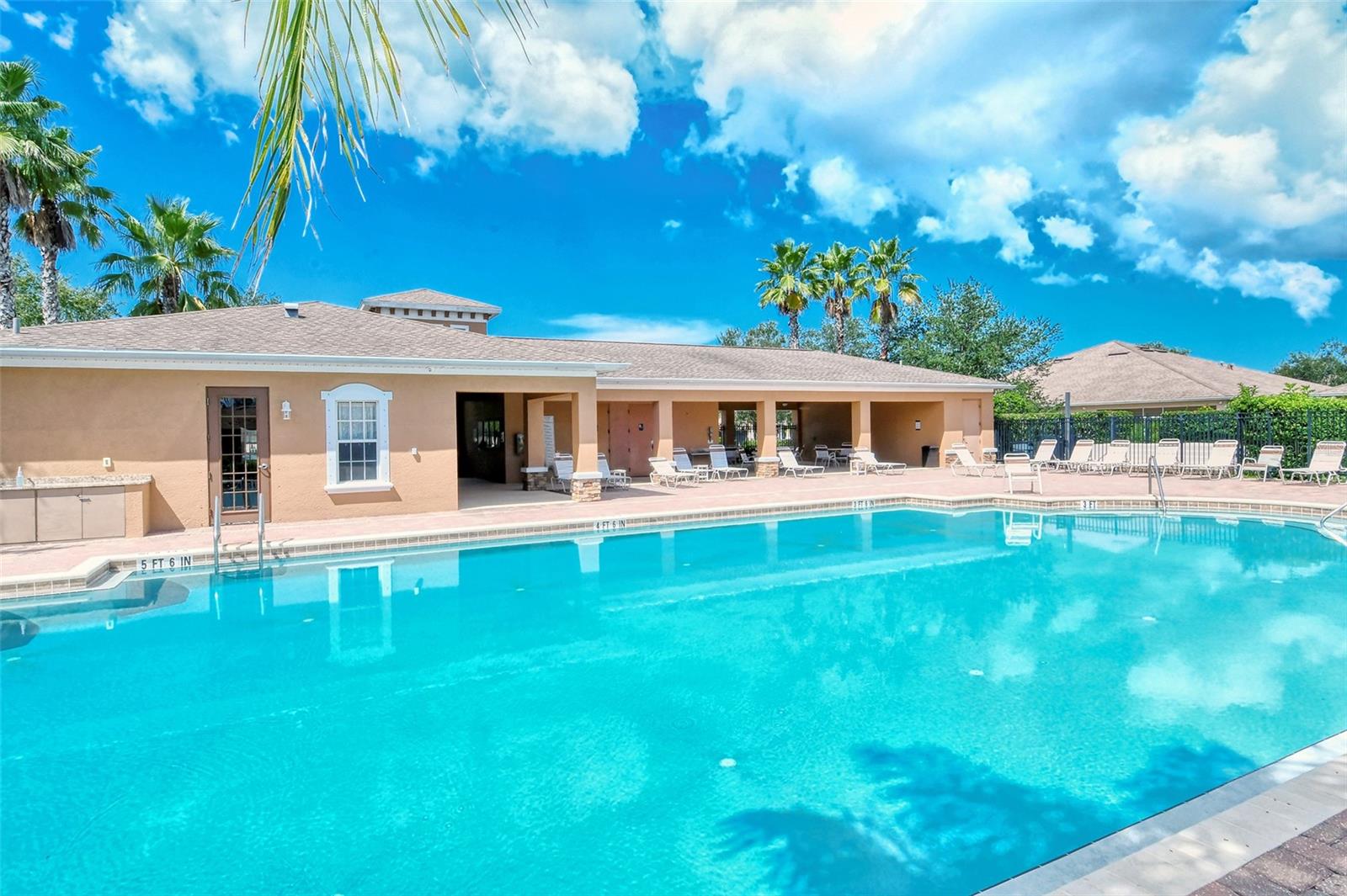 VENTURA VILLAGE - Residential