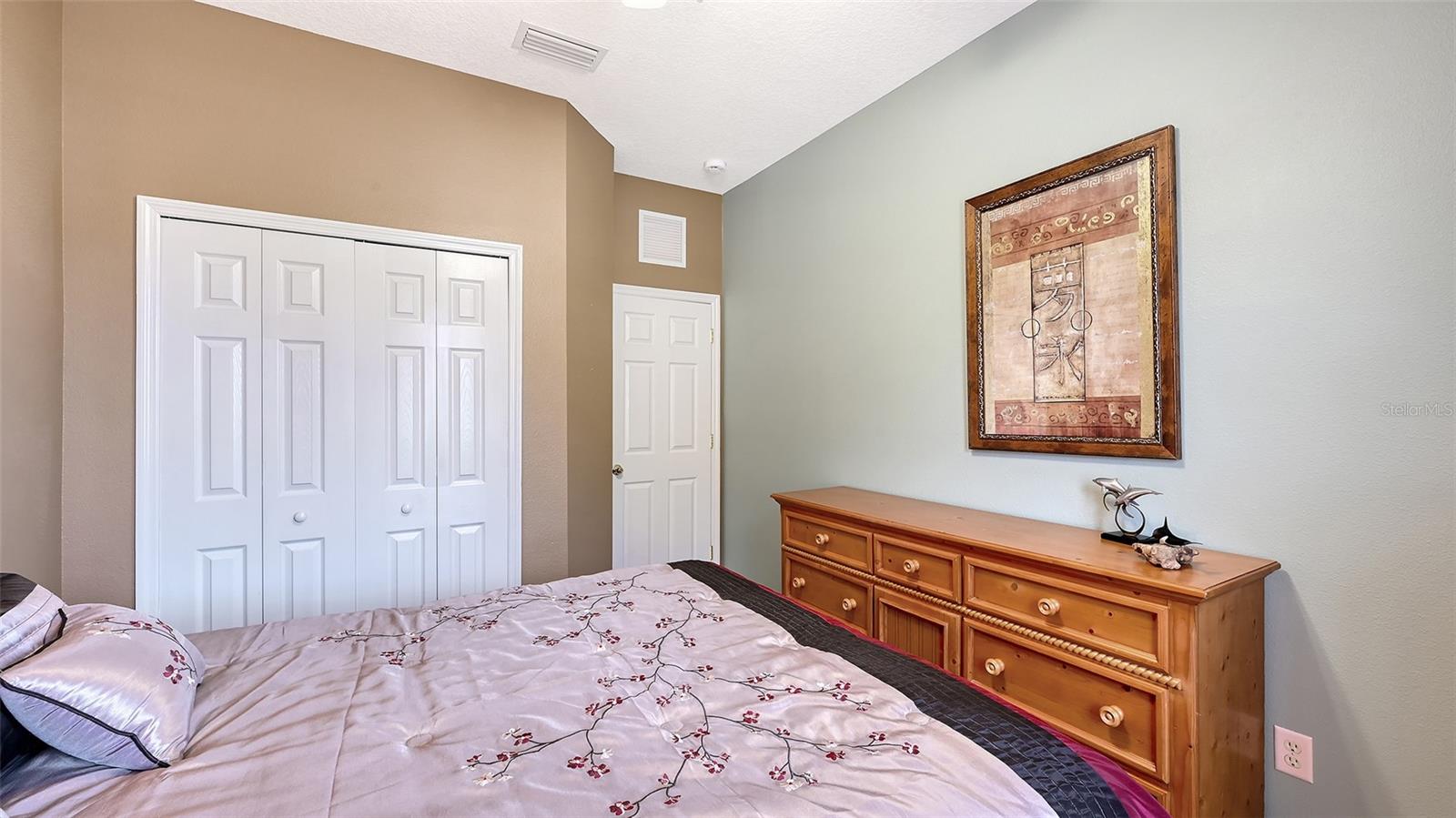 VENTURA VILLAGE - Residential