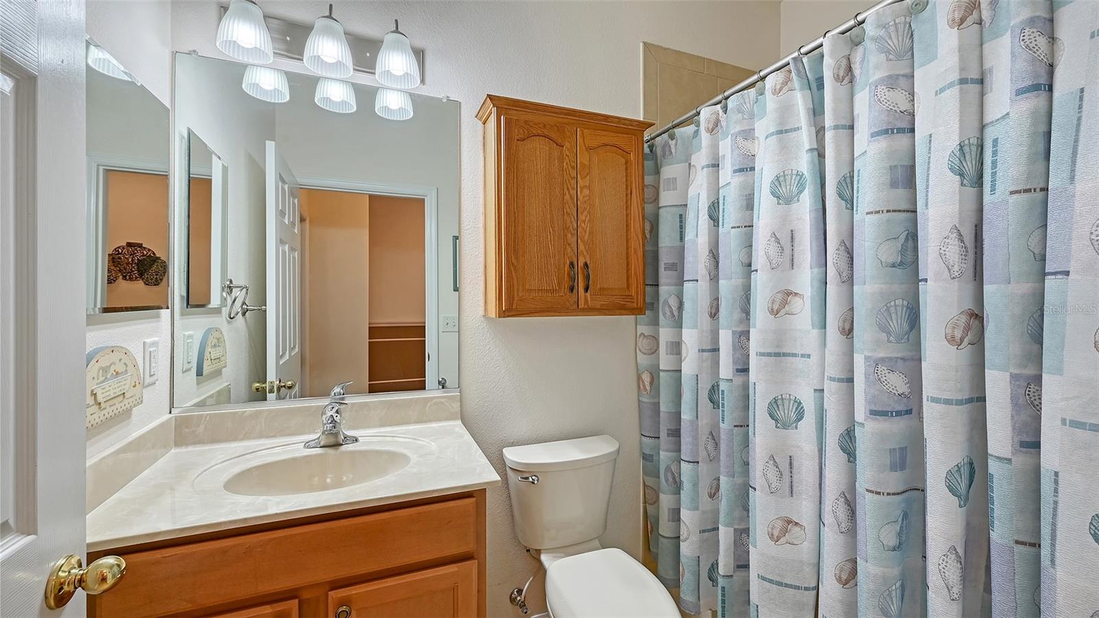 VENTURA VILLAGE - Residential