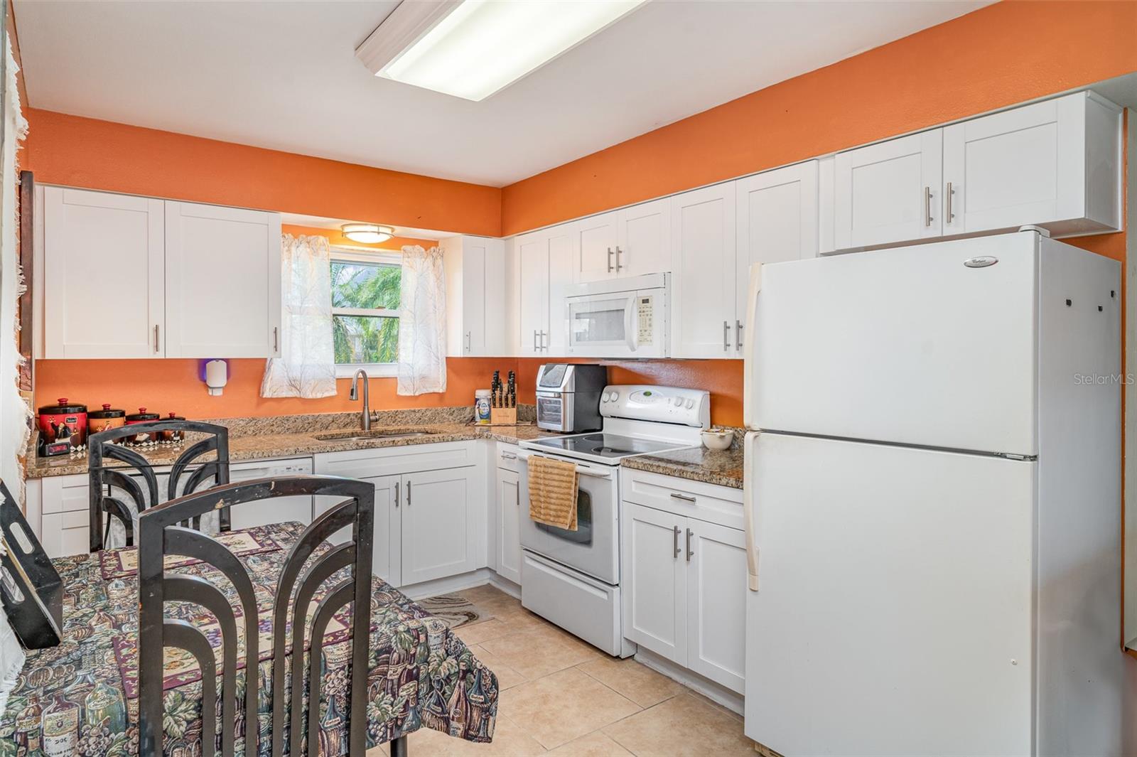 1528 CHEVY CHASE DRIVE