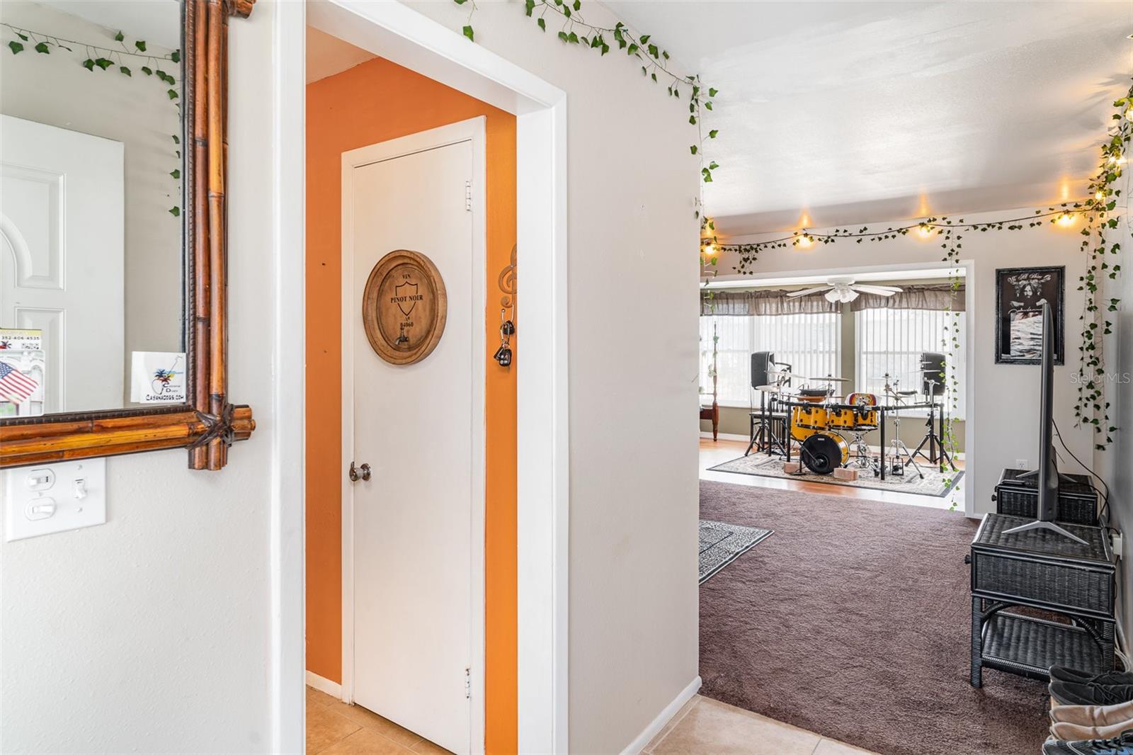1528 CHEVY CHASE DRIVE