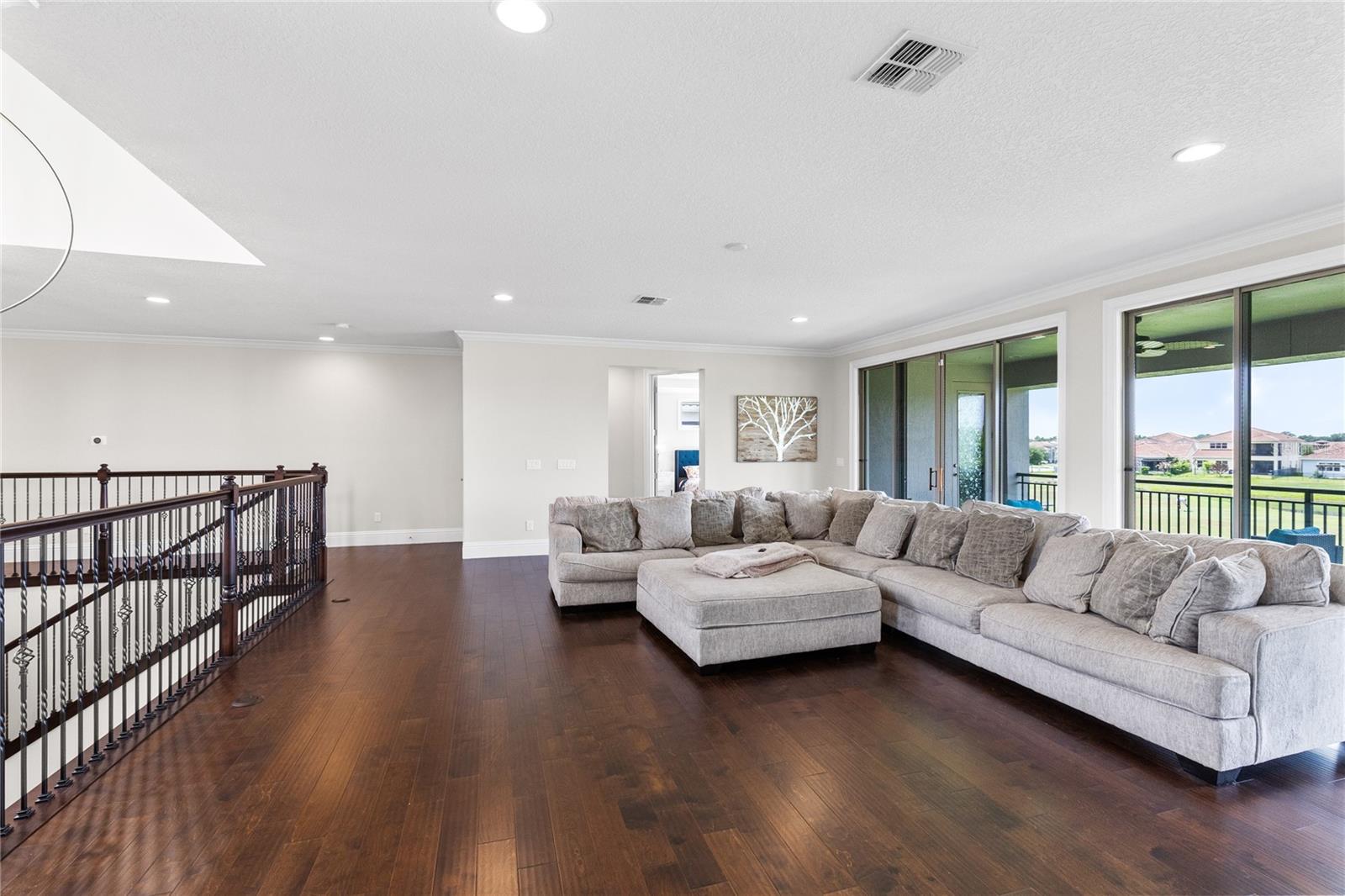 EAGLE CREEK - Residential