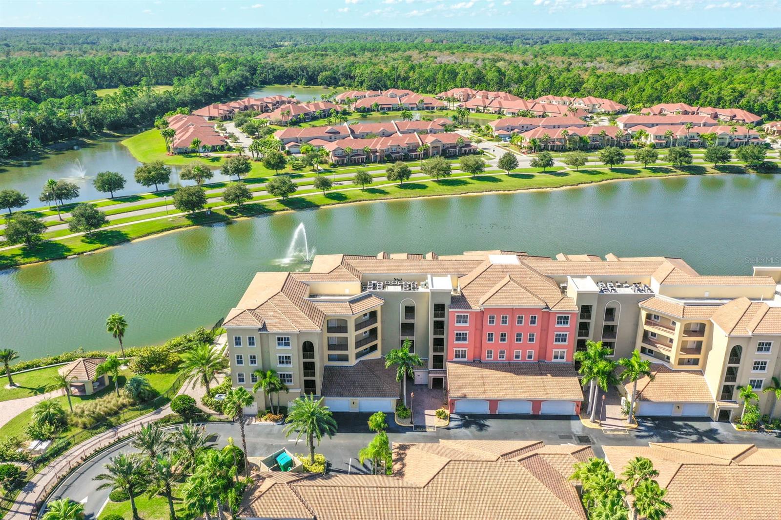 Tuscany Square 01 Condo - Residential