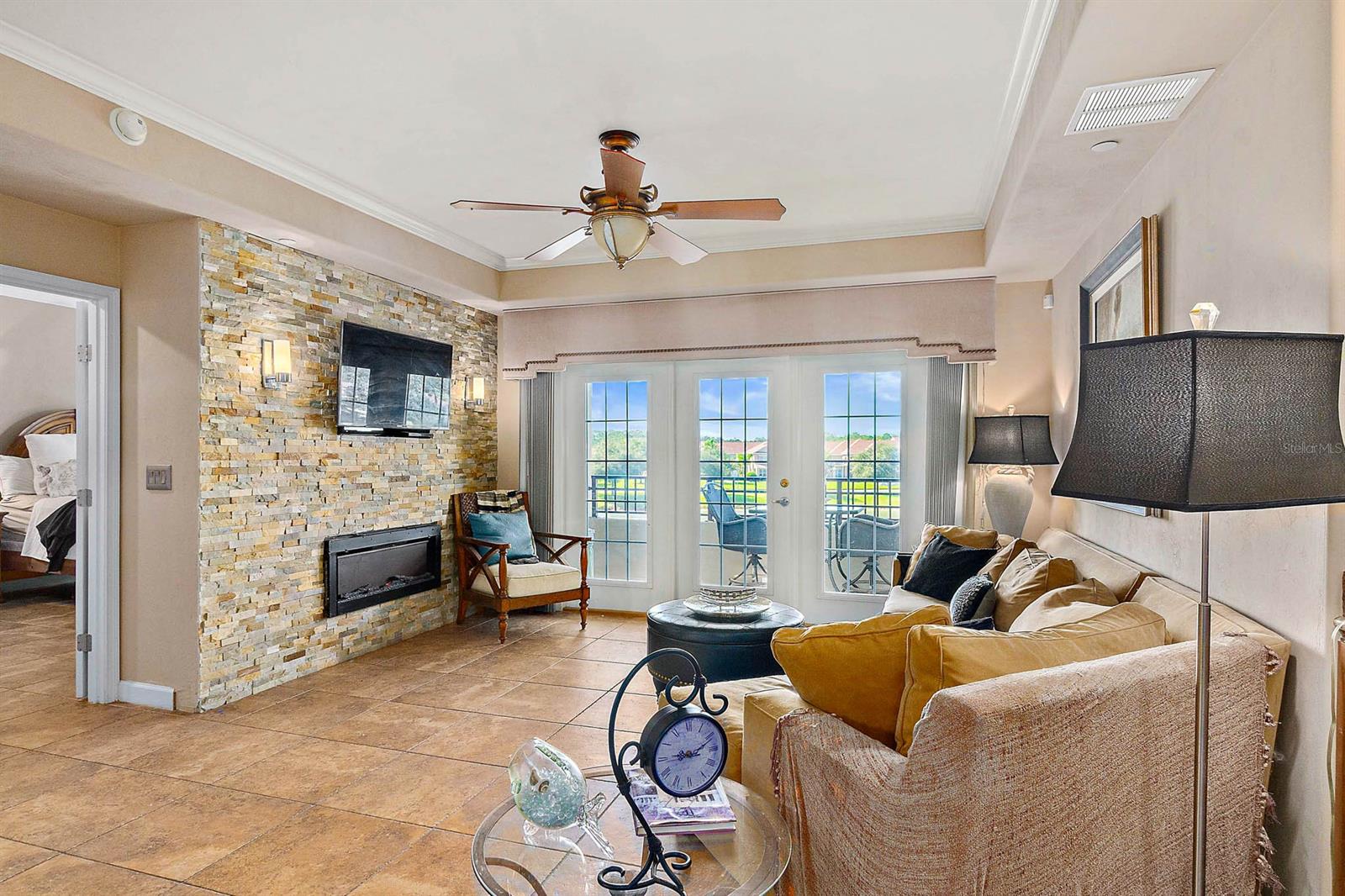 Tuscany Square 01 Condo - Residential