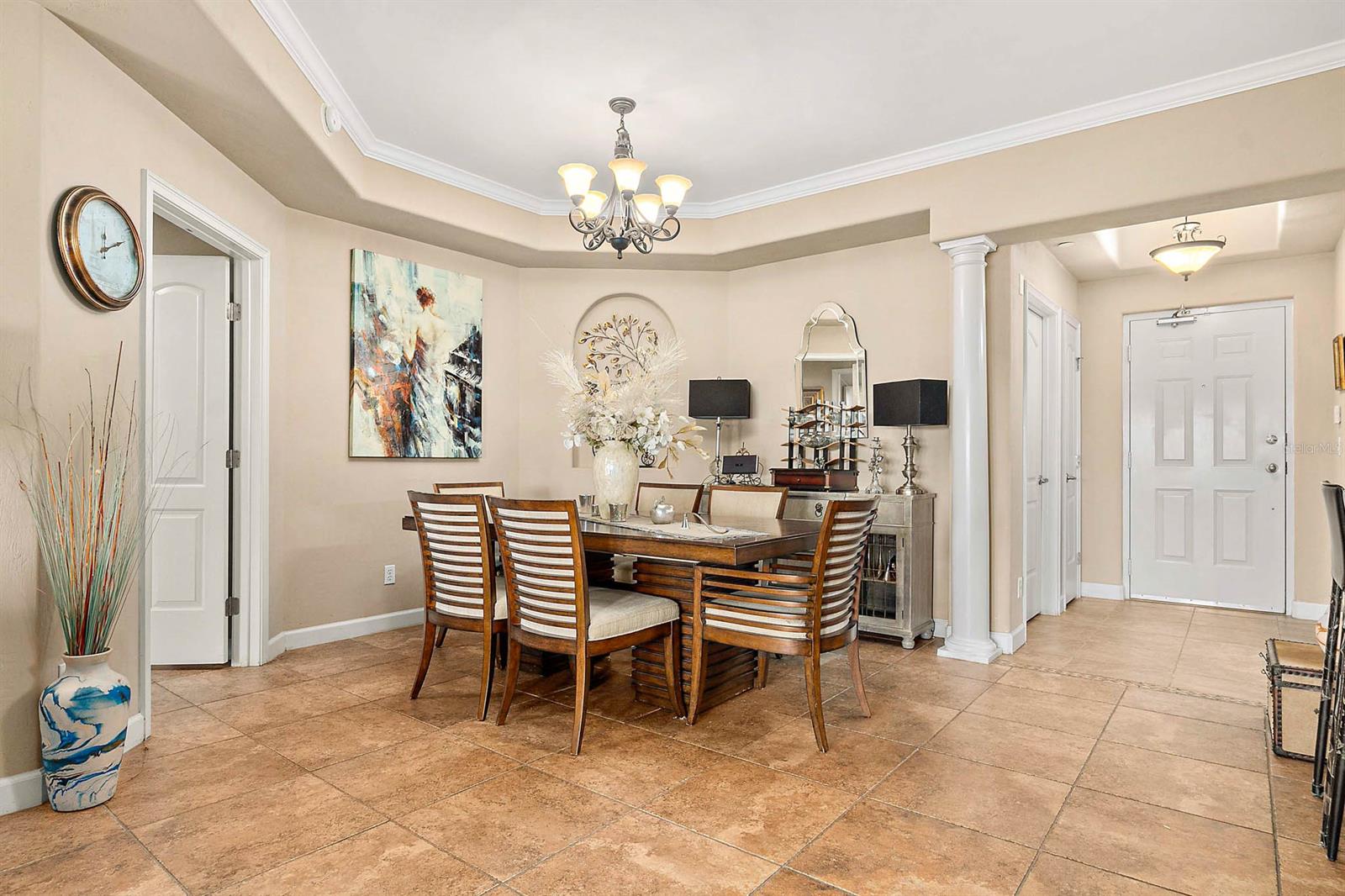 Tuscany Square 01 Condo - Residential