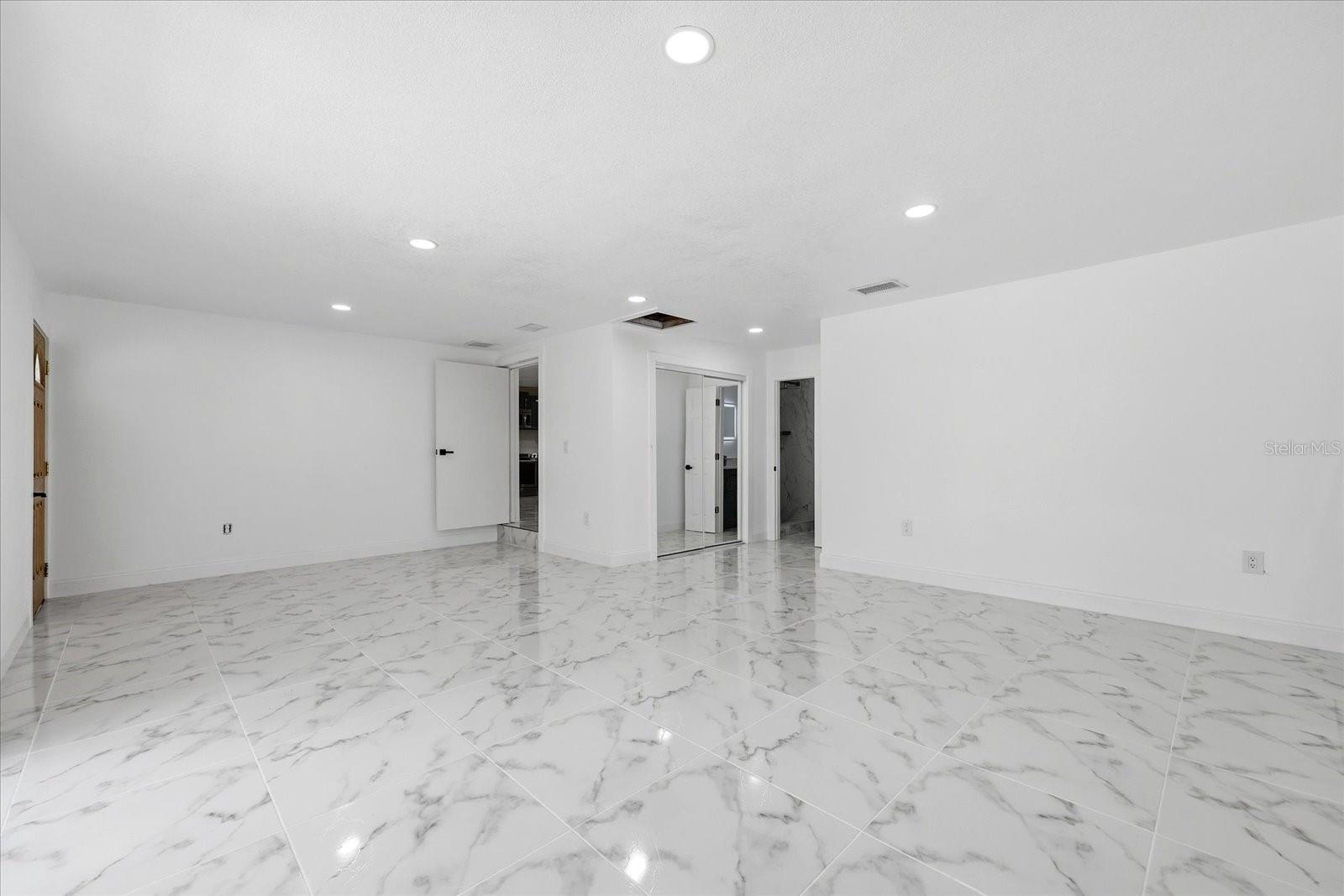 MASARYKTOWN - Residential