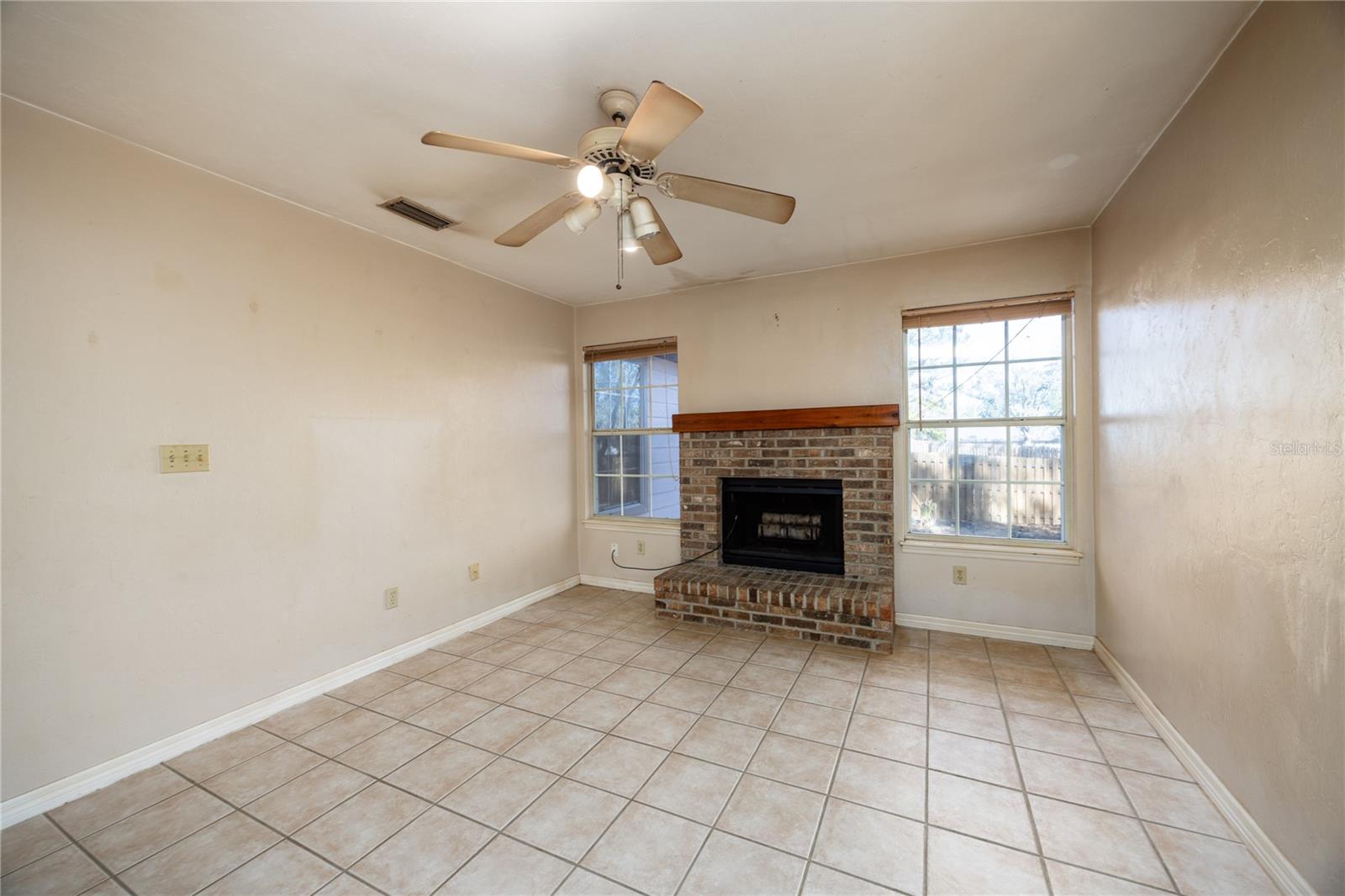 NORTHRIDGE PH I - Residential