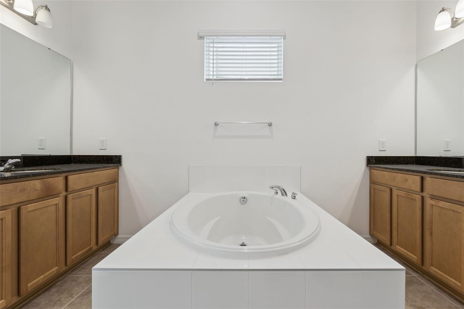 WATERMARK PH 4 - Residential