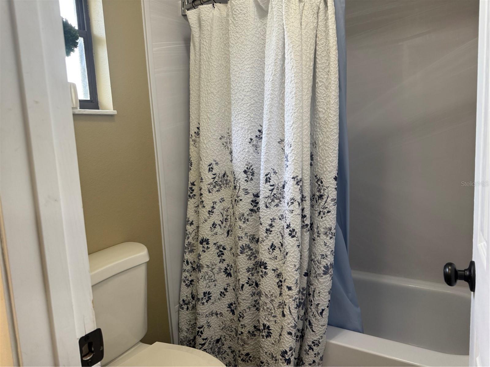 SPRING HILL UNIT 9 BLK 505 LOT 22 - Residential