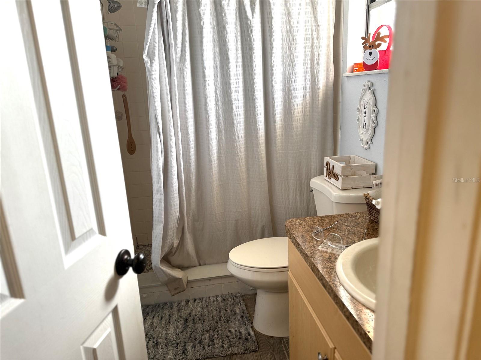 SPRING HILL UNIT 9 BLK 505 LOT 22 - Residential