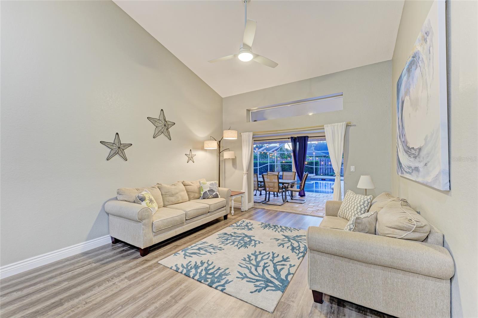 EMERALD GARDENS - Residential