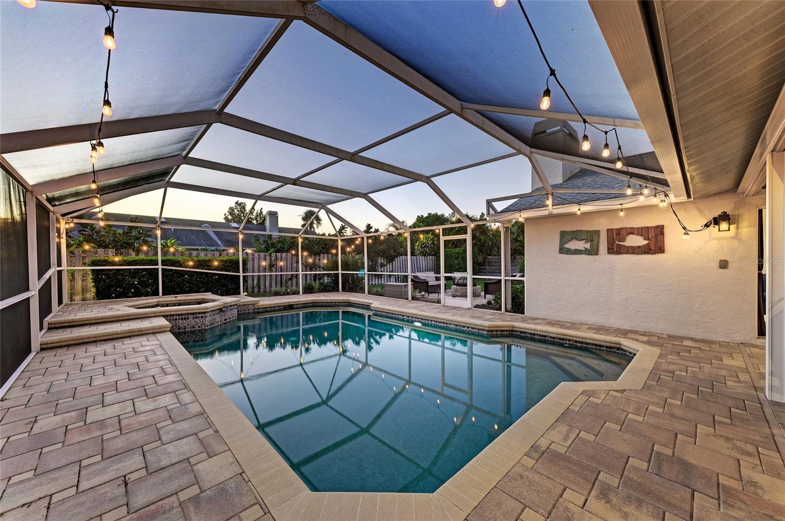 EMERALD GARDENS - Residential