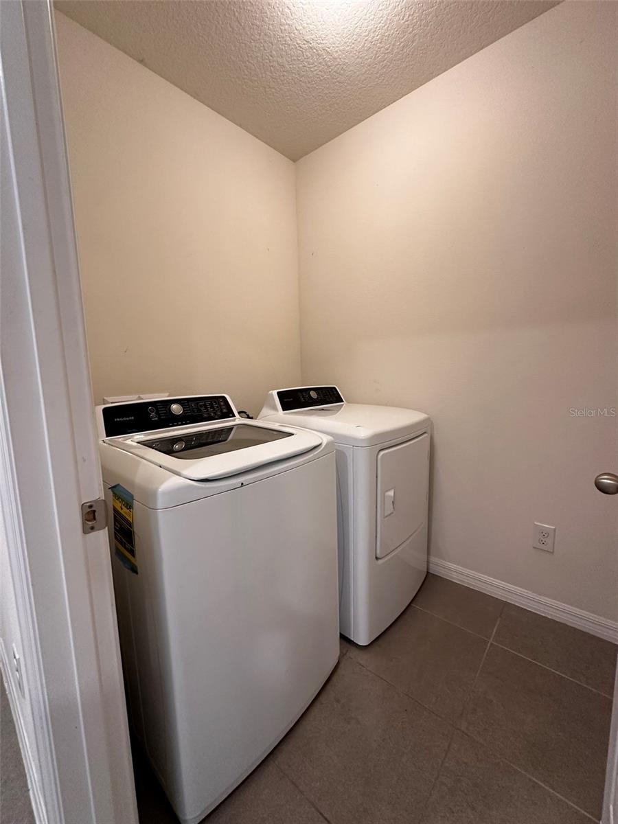 JEFFERSON ESTATES - Residential