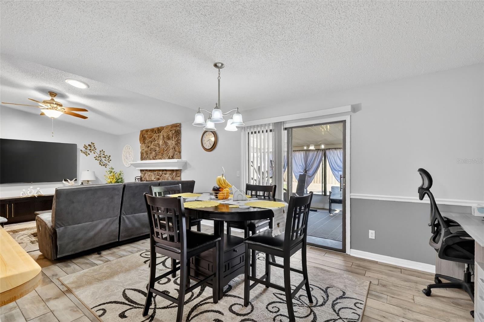 EUSTIS KNOLLWOOD VILLAGE - Residential