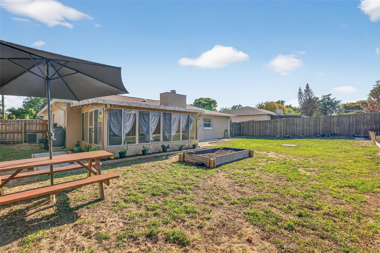 EUSTIS KNOLLWOOD VILLAGE - Residential