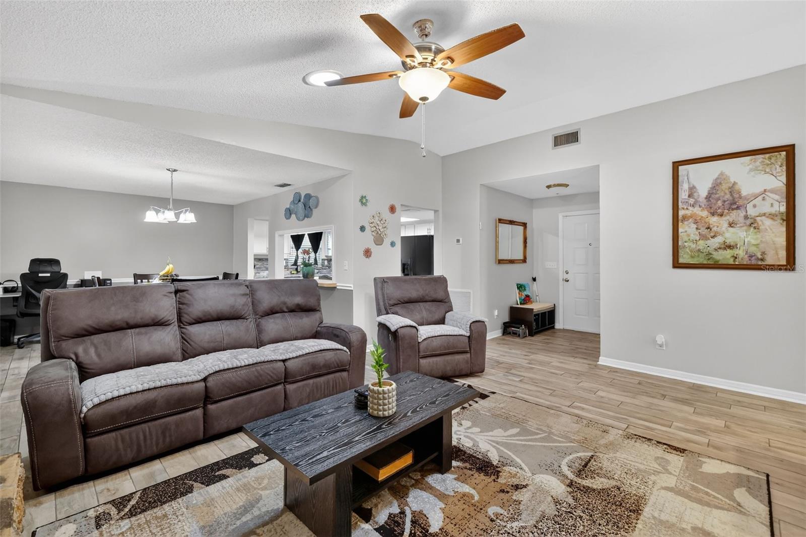 EUSTIS KNOLLWOOD VILLAGE - Residential