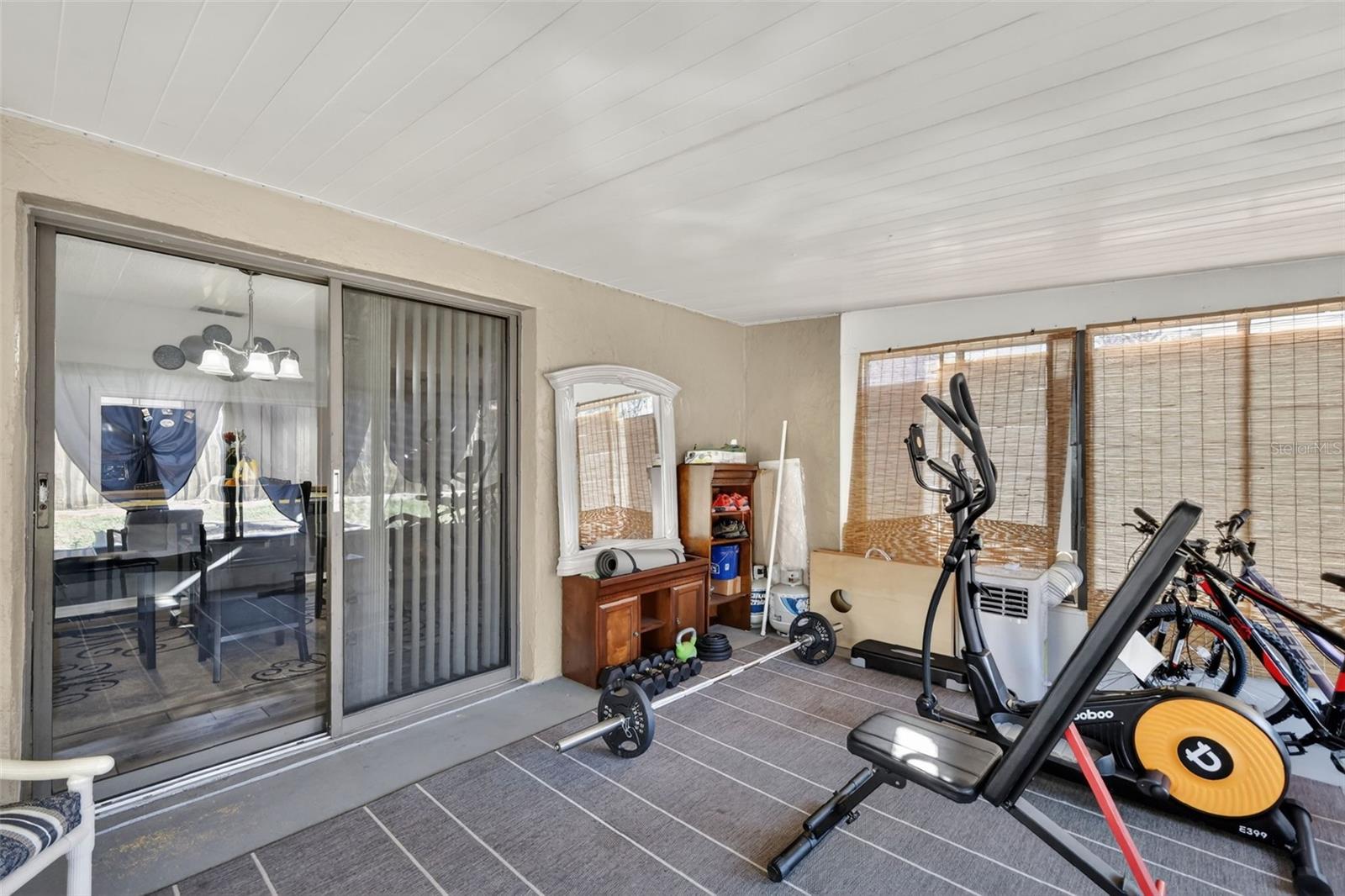 EUSTIS KNOLLWOOD VILLAGE - Residential