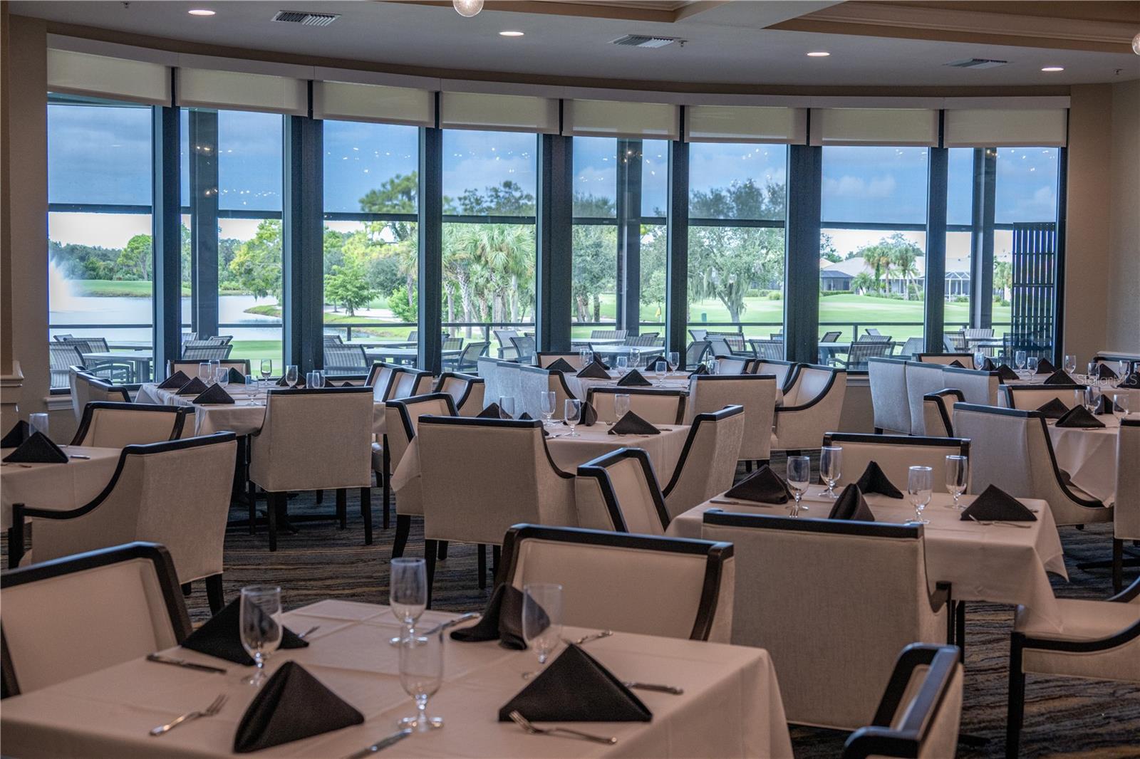 HERITAGE OAKS GOLF & COUNTRY CLUB - Residential