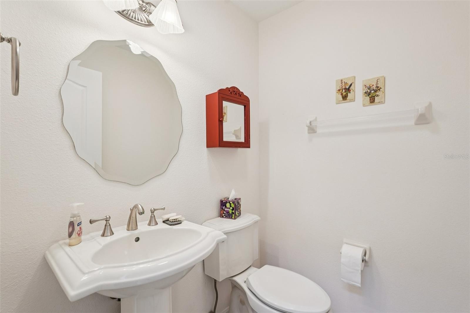 HERITAGE OAKS GOLF & COUNTRY CLUB - Residential