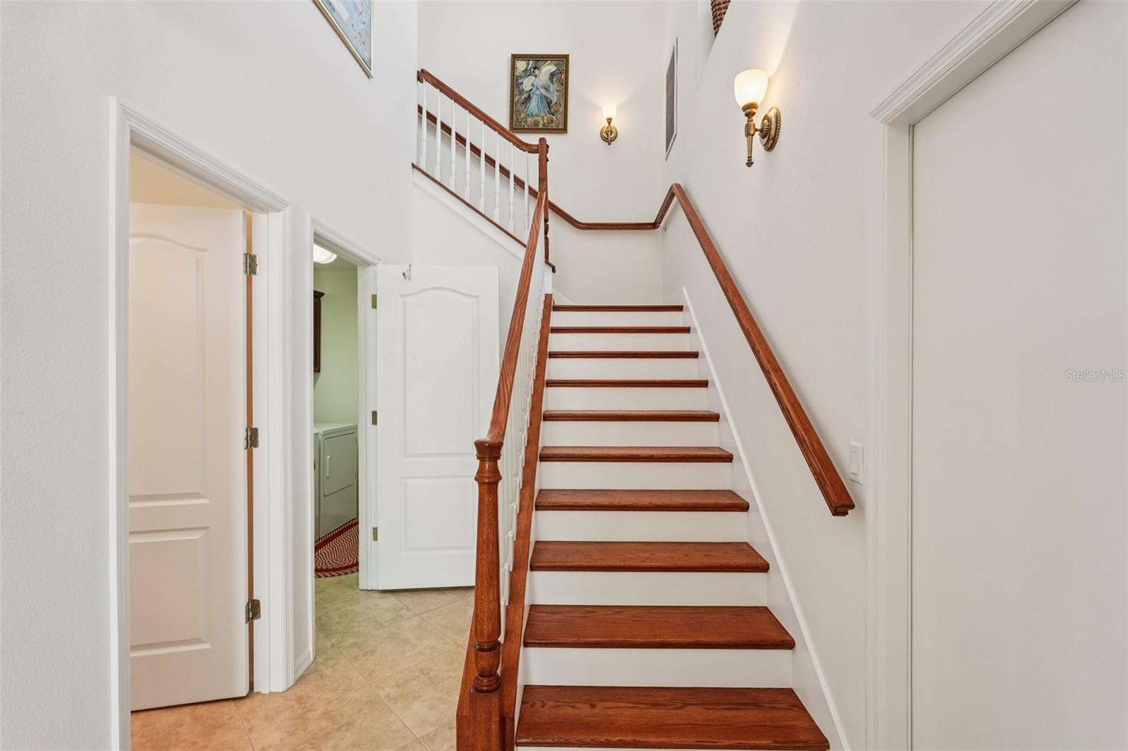 HERITAGE OAKS GOLF & COUNTRY CLUB - Residential