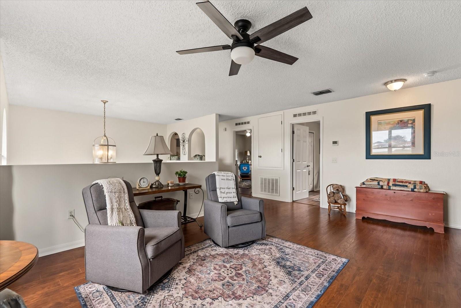 MASCOTTE DUKES LAKE PH 02 - Residential