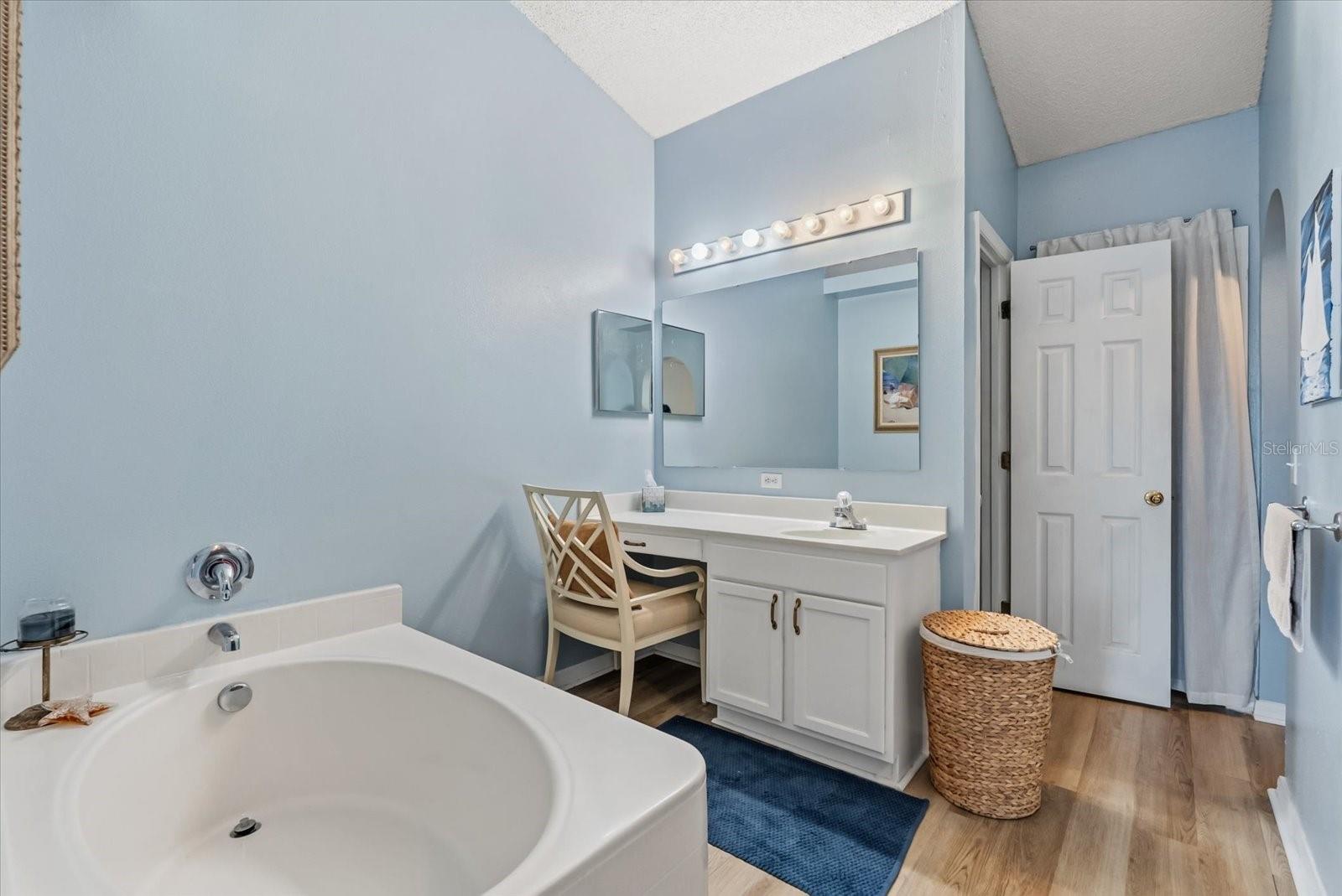 MASCOTTE DUKES LAKE PH 02 - Residential