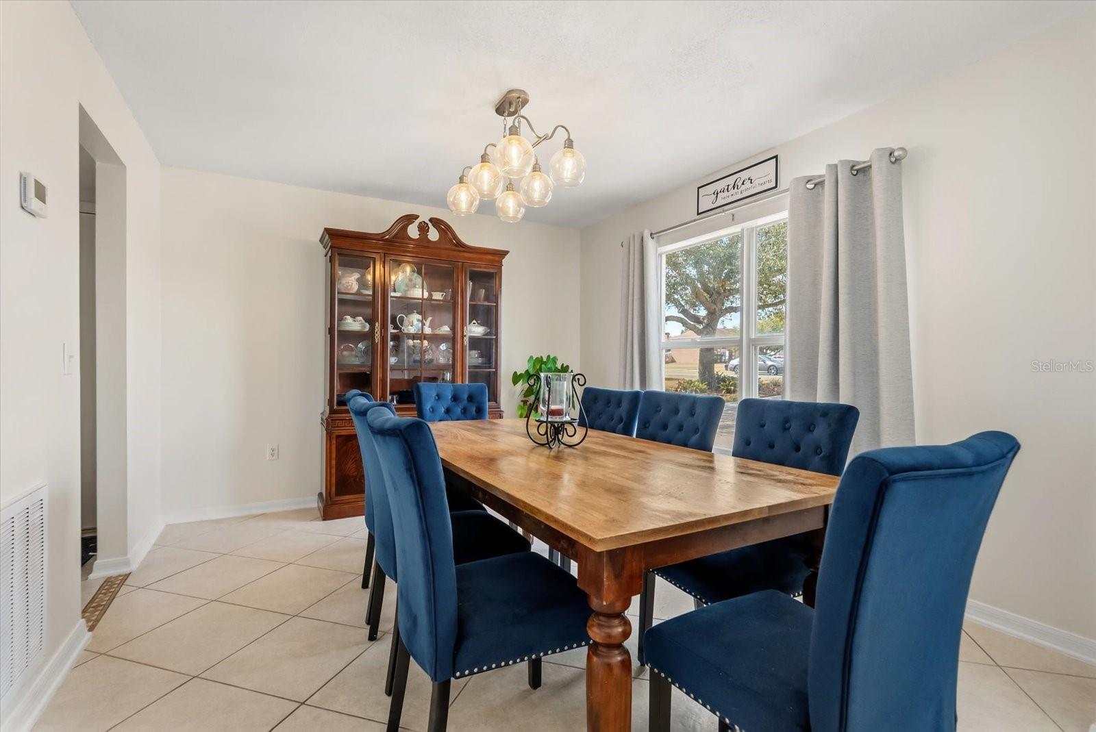 1678 RIDGEMOOR DRIVE