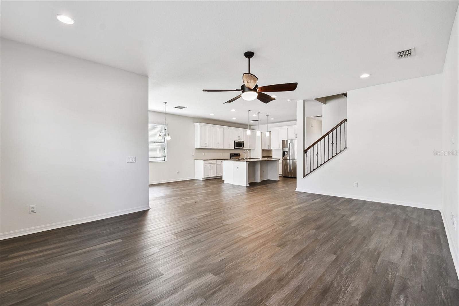 LONG LAKE RANCH VILLAGE 3 PCLS C D E - Residential