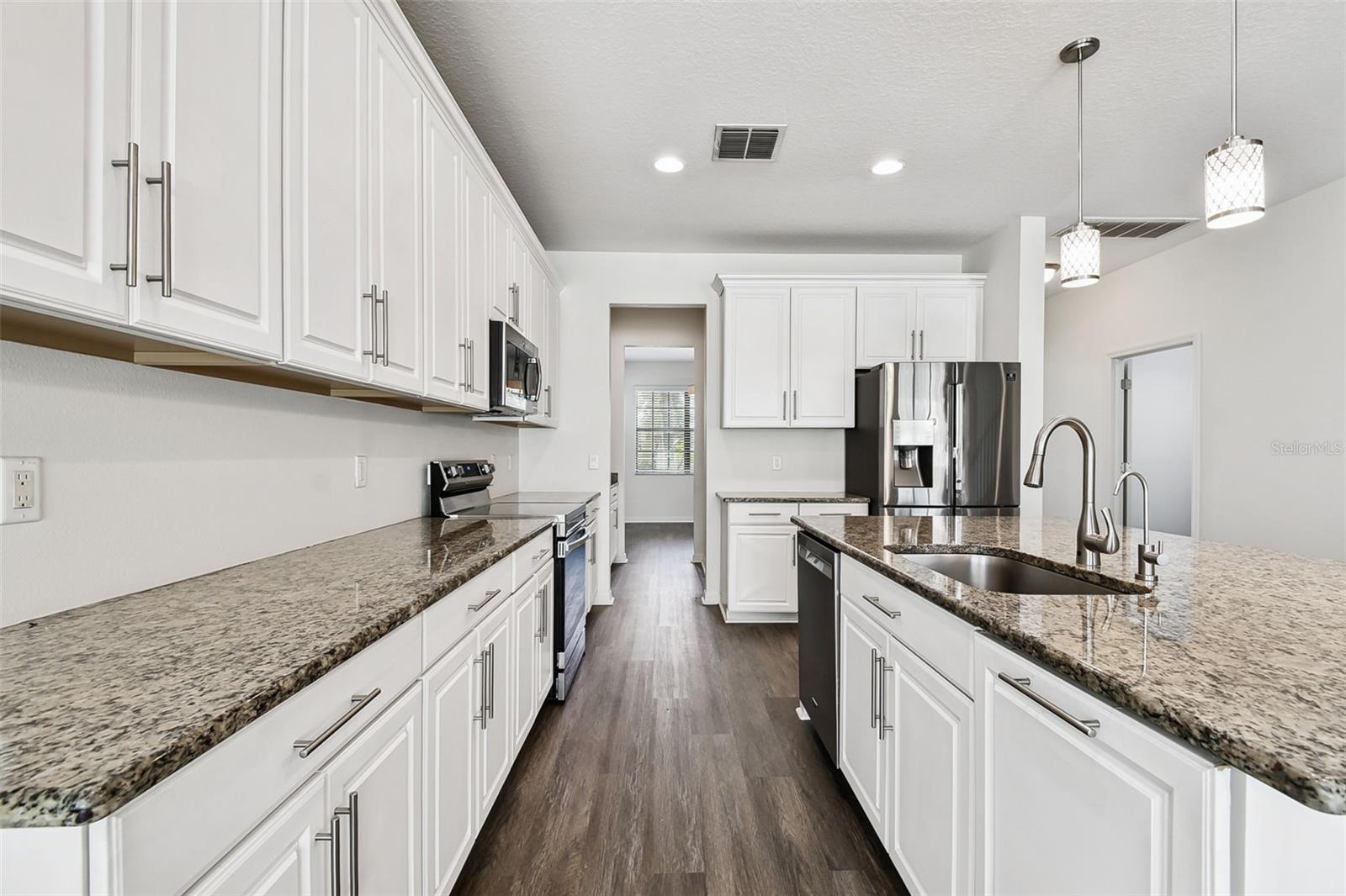 LONG LAKE RANCH VILLAGE 3 PCLS C D E - Residential