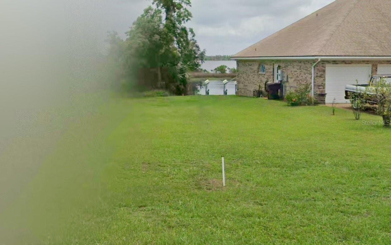 1990 COUNTRY CLUB DRIVE