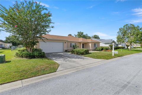 A home in DUNNELLON