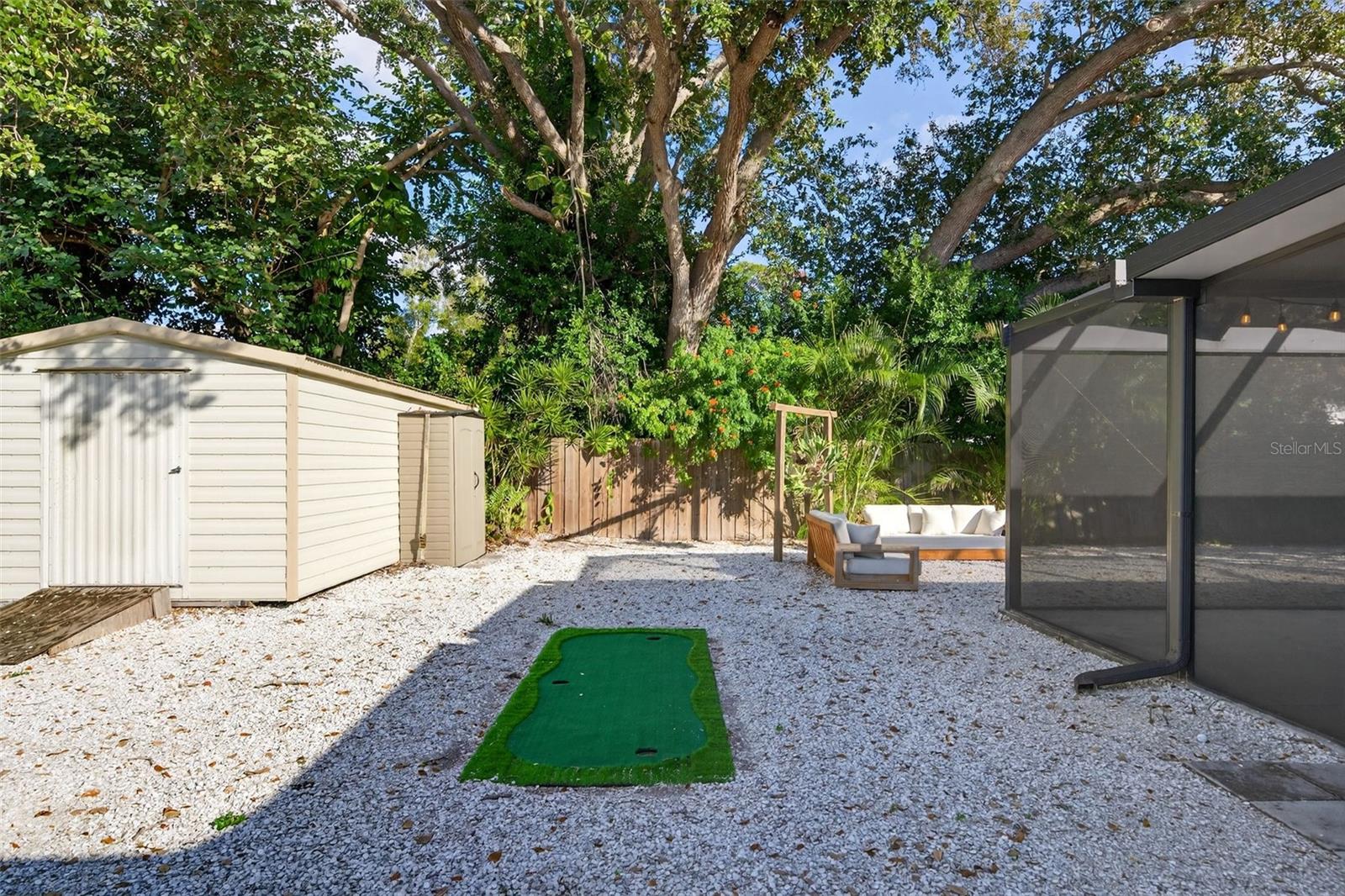 DENHAM ACRES - Residential