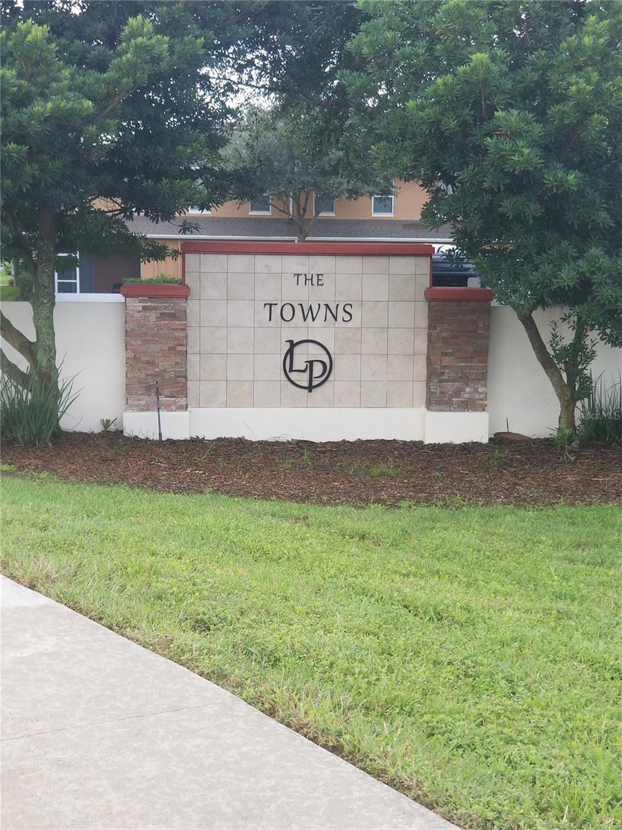 TOWNS LEGACY PARK - Residential Lease