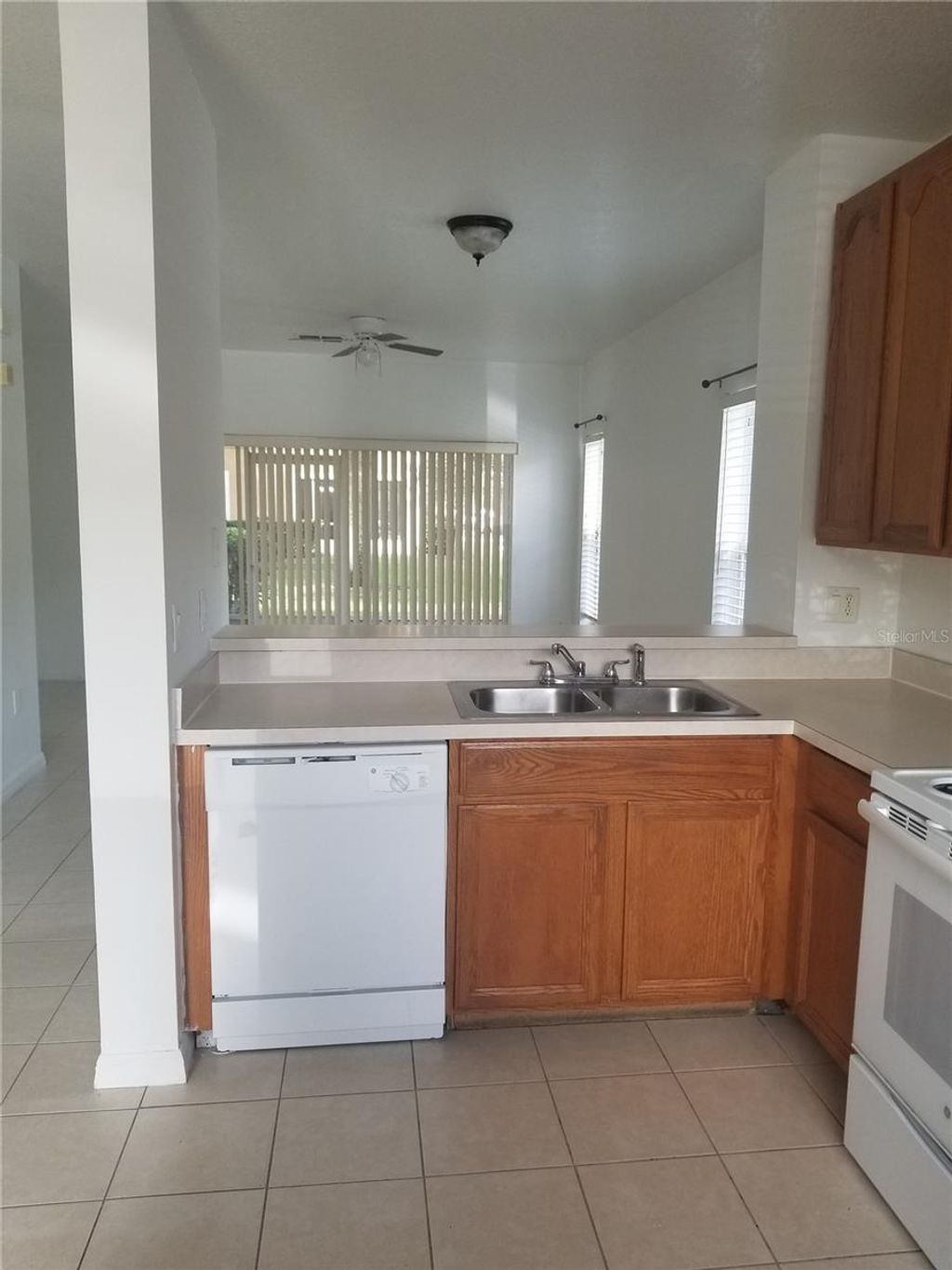 Photo of 705 Chelsea Drive, Davenport, FL 33897 (MLS # S5146098)