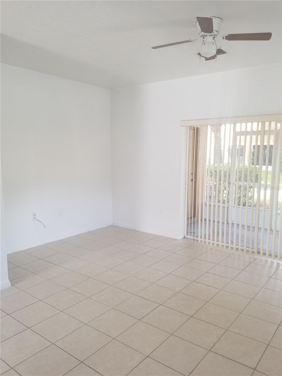 TOWNS LEGACY PARK - Residential Lease