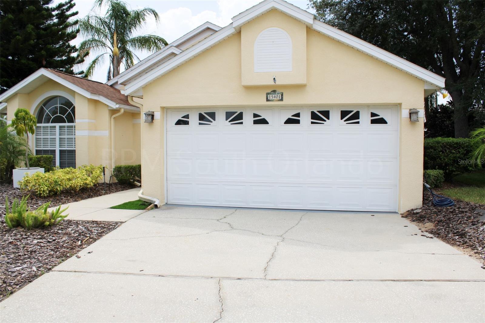 MUST-SEE 3 Bedroom 2 bathroom in Clermont.
This spacious 3-bedroom, 2-bathroom home is located in a gated community, offering added privacy and security. The open concept living area is filled with natural light, perfect for relaxing or entertaining. The updated kitchen comes with modern appliances, generous cabinet space, and sleek countertops. The master suite features an en-suite bathroom and large closet, while two additional bedrooms are perfect for family or a home office. Step outside to your private backyard with a refreshing pool, which is maintained for you—no need to worry about upkeep. The community also offers a pool and playground for residents to enjoy. The property is located in a quiet cul-de-sac, just minutes from the parks, shopping, dining, and top-rated schools. Lawn care is the tenant's responsibility. Schedule a tour today to see this beautiful home for yourself!
HOA APPROVAL MANDATORY
Lessee(s) are required to provide proof of liability insurance in the amount of $100,000, prior to occupancy. Property Management can provide the required coverage for an additional charge of $12.00 per month or you can purchase coverage from your preferred provider.
All residents are enrolled in the Resident Benefits Package (RBP) at a cost of $25/per month, which includes HVAC air filter delivery (for applicable properties), utility concierge service making utility connection a breeze during your move-in, our best-in-class resident rewards program, credit reporting, and much more! More details upon application.
INFORMATION IS DEEMED RELIABLE, BUT IS NOT GUARANTEED, AND SUBJECT TO CHANGE WITHOUT NOTICE.