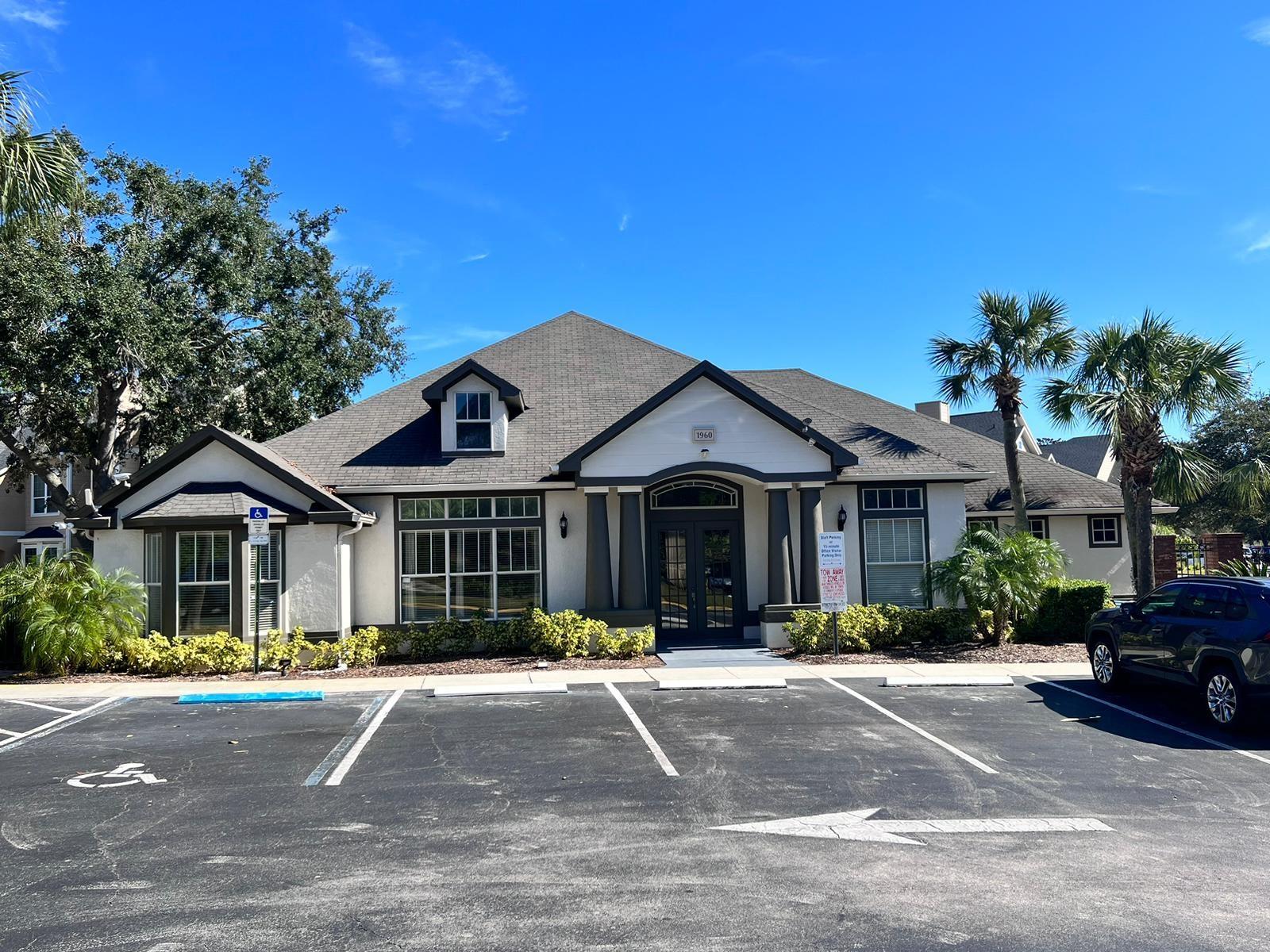 BORDEAUX - Residential Lease