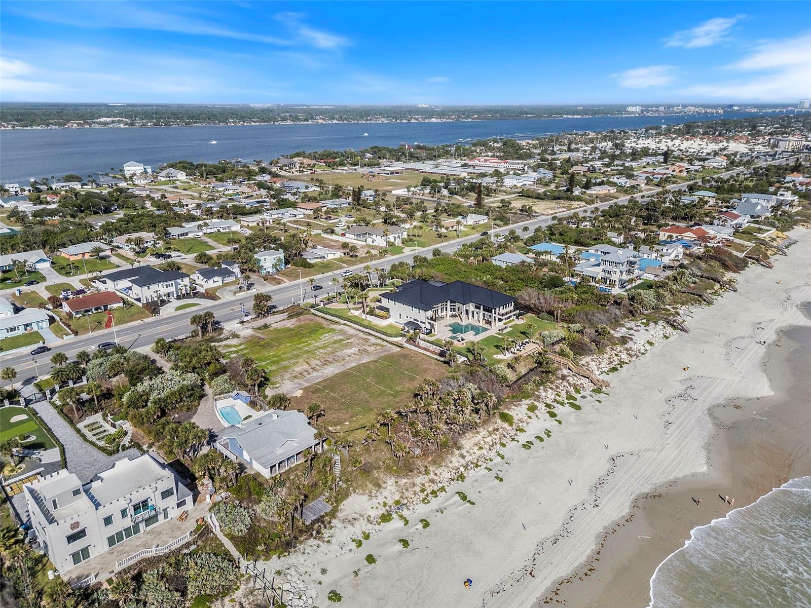 2825 S ATLANTIC AVENUE