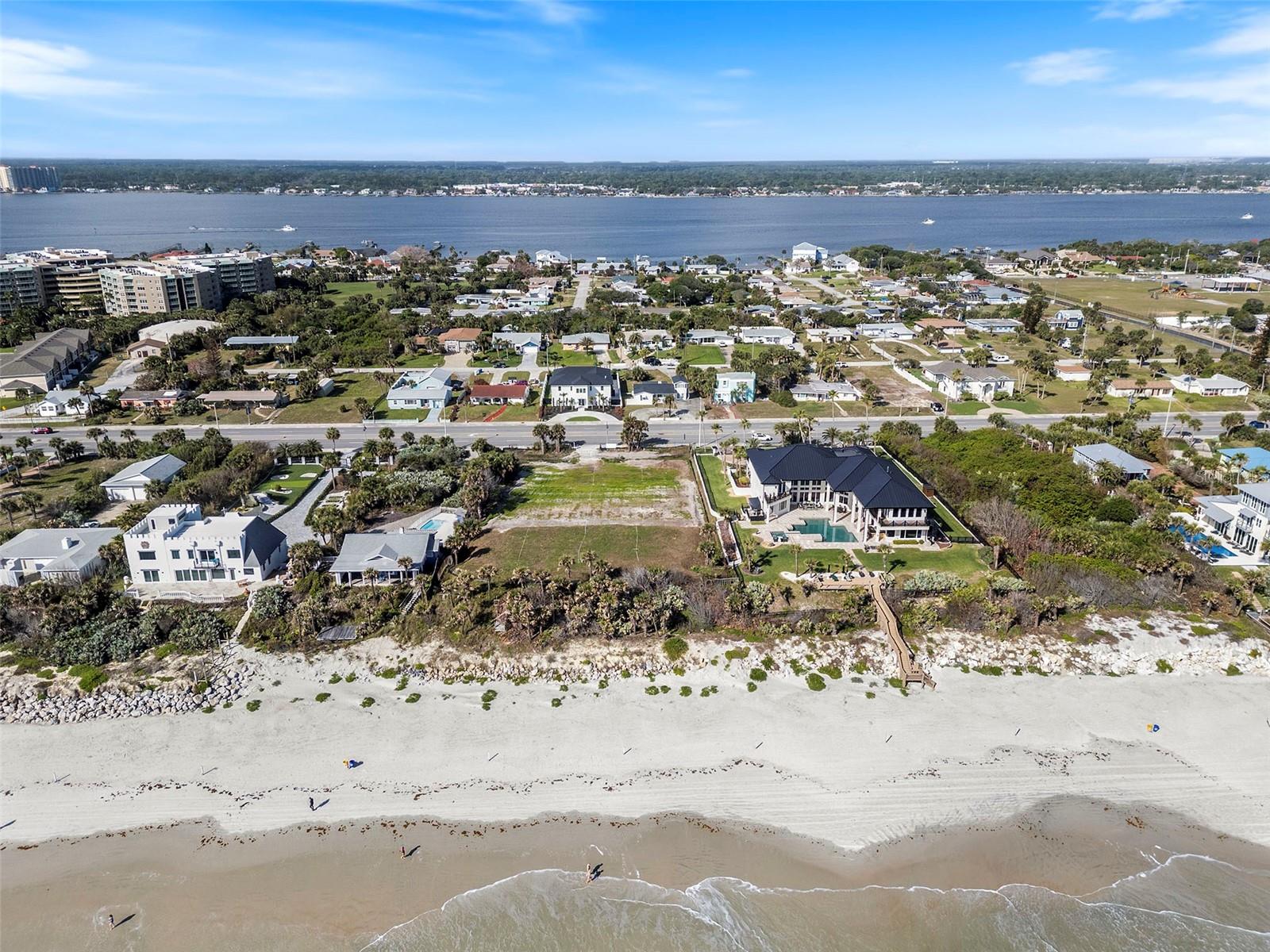 2825 S ATLANTIC AVENUE