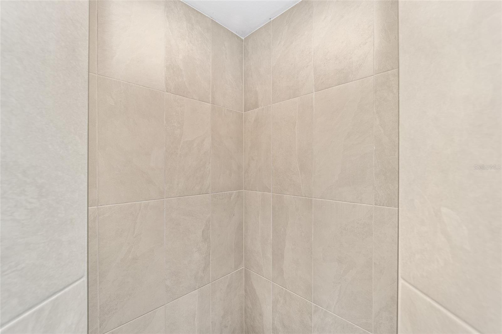 RAINBOW LAKES ESTATES - Residential