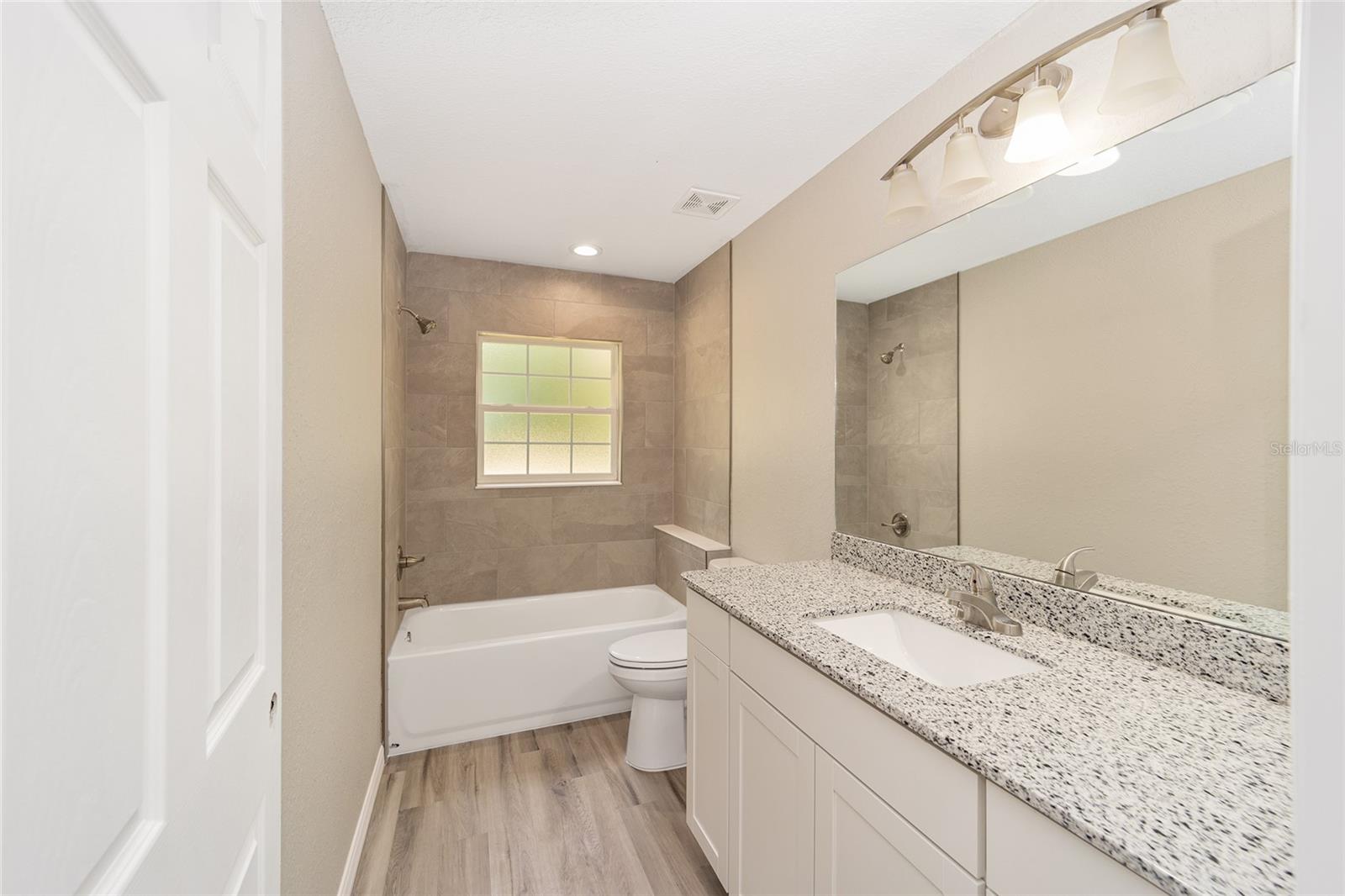 RAINBOW LAKES ESTATES - Residential