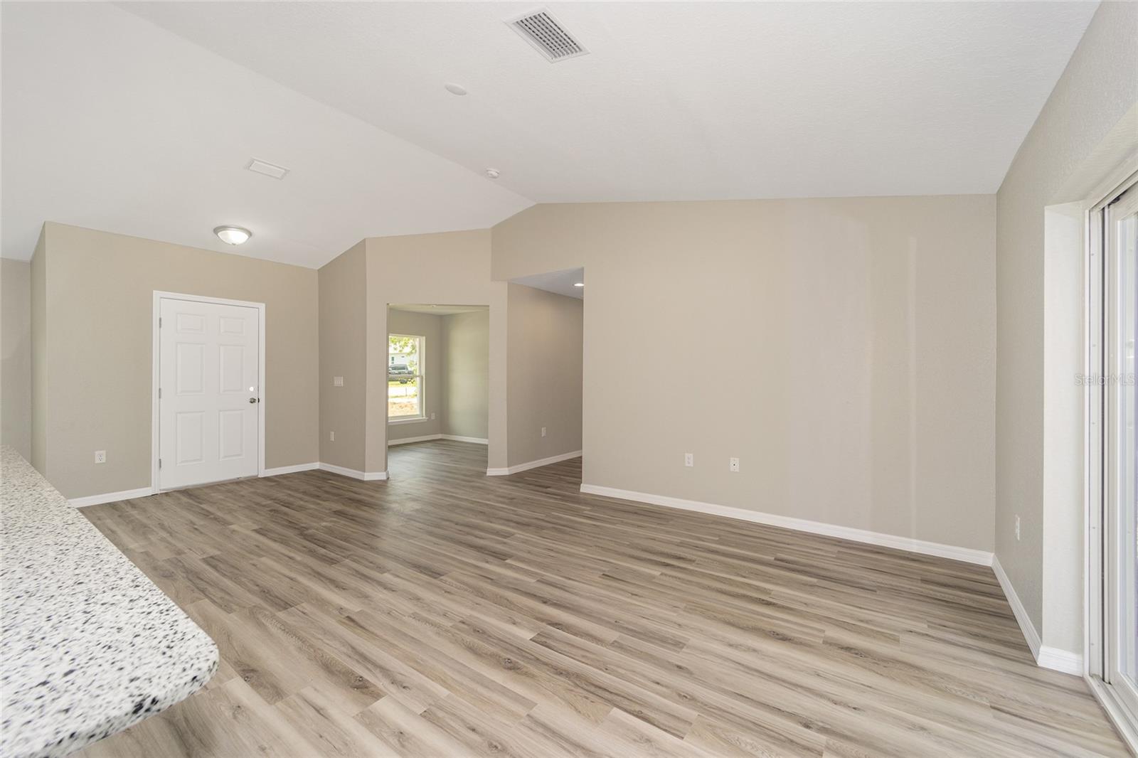 RAINBOW LAKES ESTATES - Residential