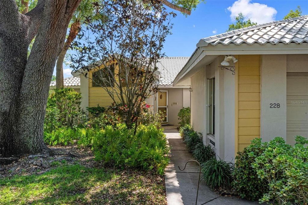 Photo of 228 Southampton Lane #258, Venice, FL 34293 (MLS # N6143634)