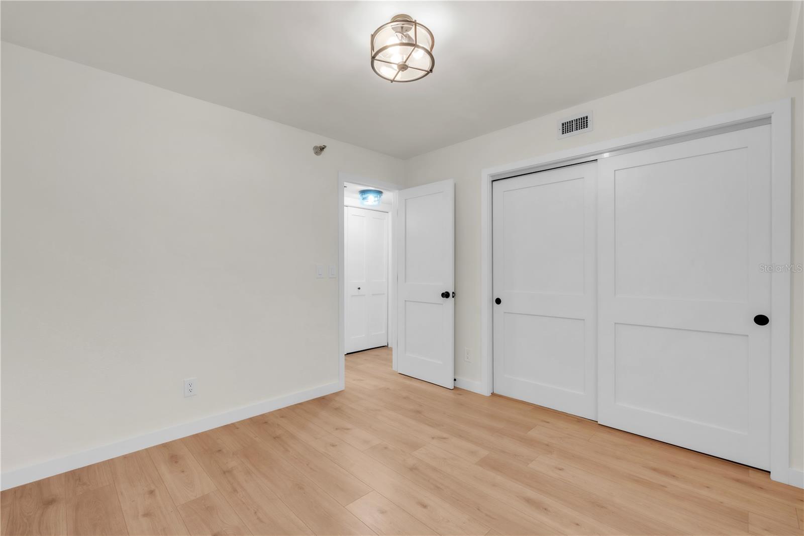 LANDMARK AT POINTE WEST I - Residential