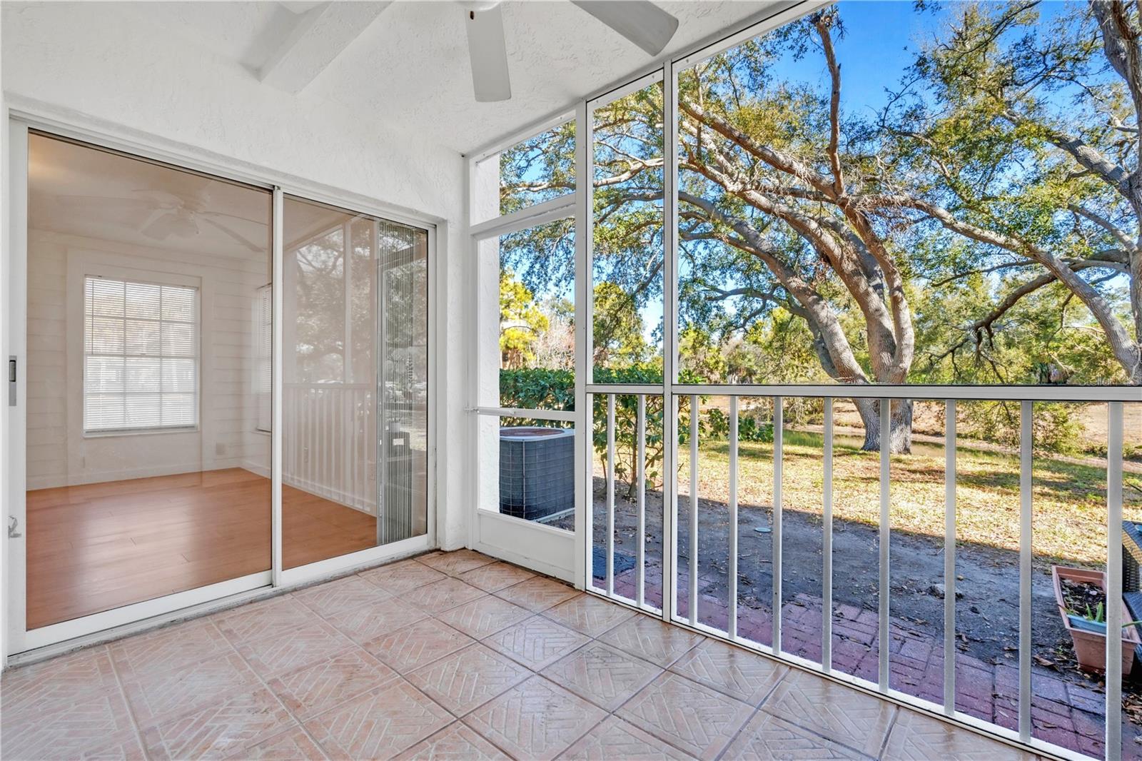 LANDMARK AT POINTE WEST I - Residential